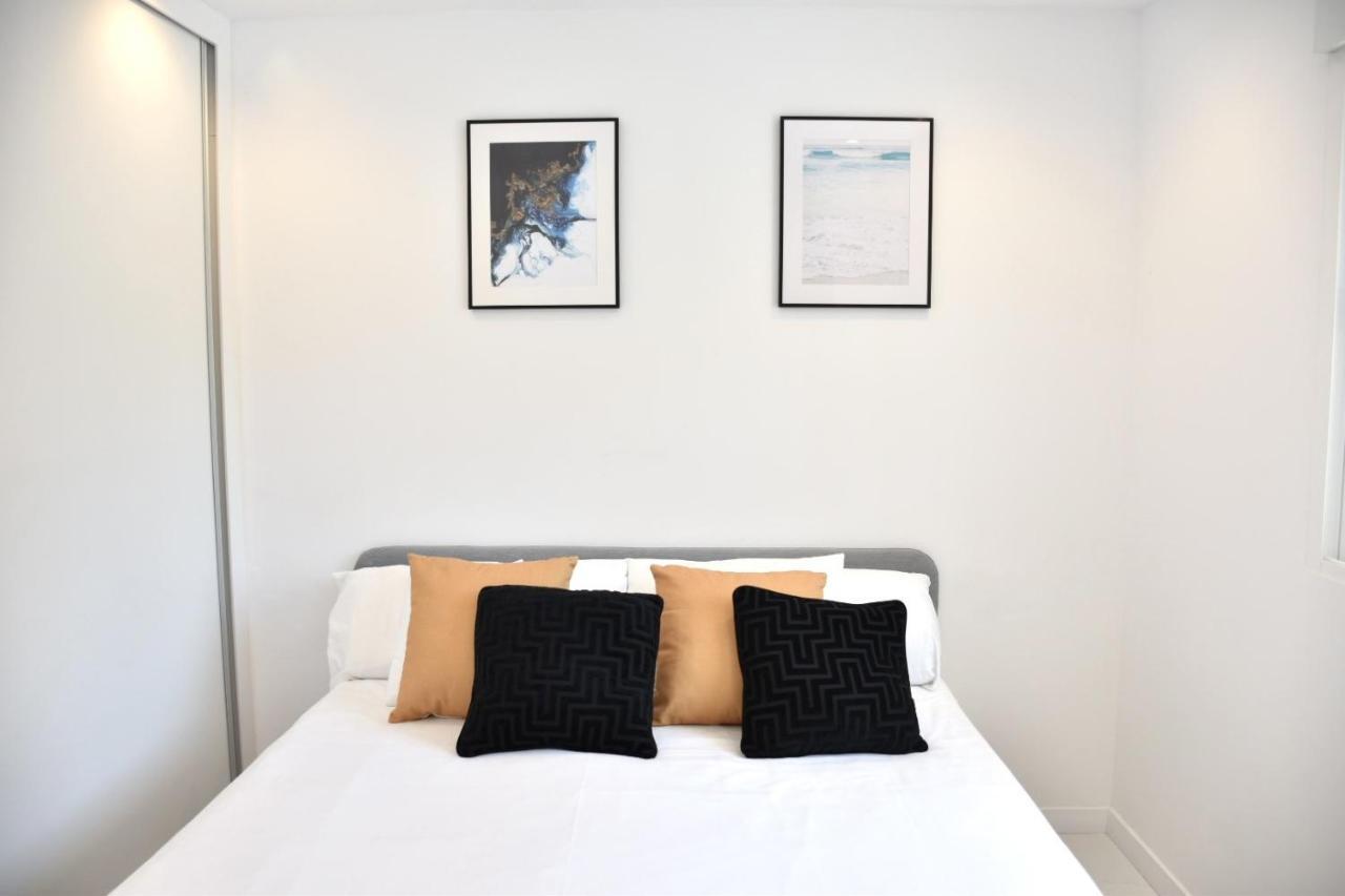 Апартаменты Myflats Deluxe Seafront Ареналес-дель-Соль Экстерьер фото